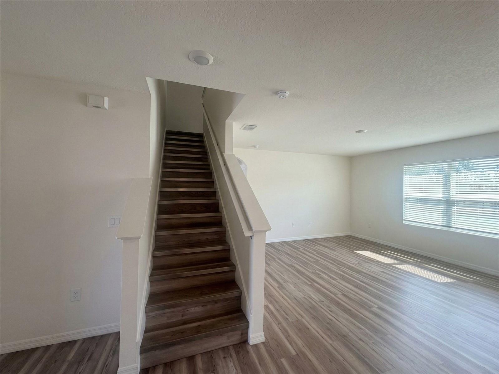 Image 7 of 22 For 1463 Fox Squirrel Drive