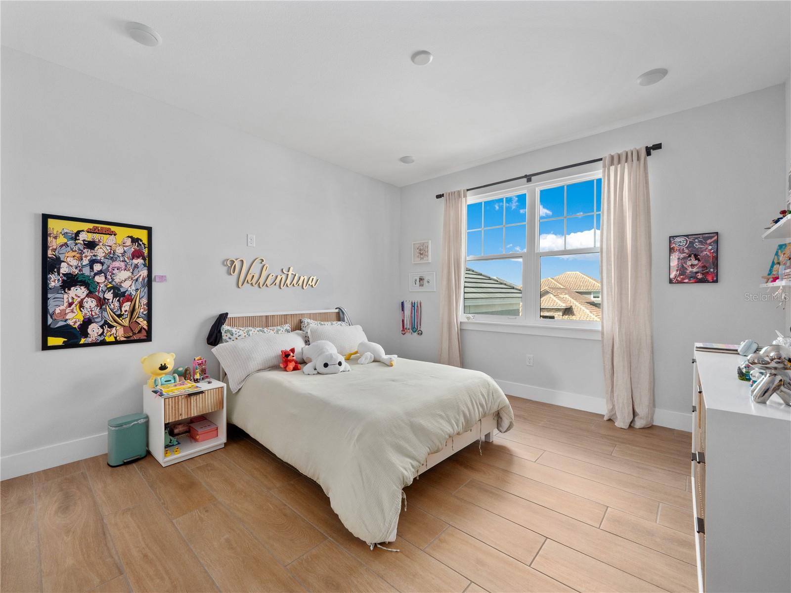 Image 35 of 43 For 239 Hampton Loop