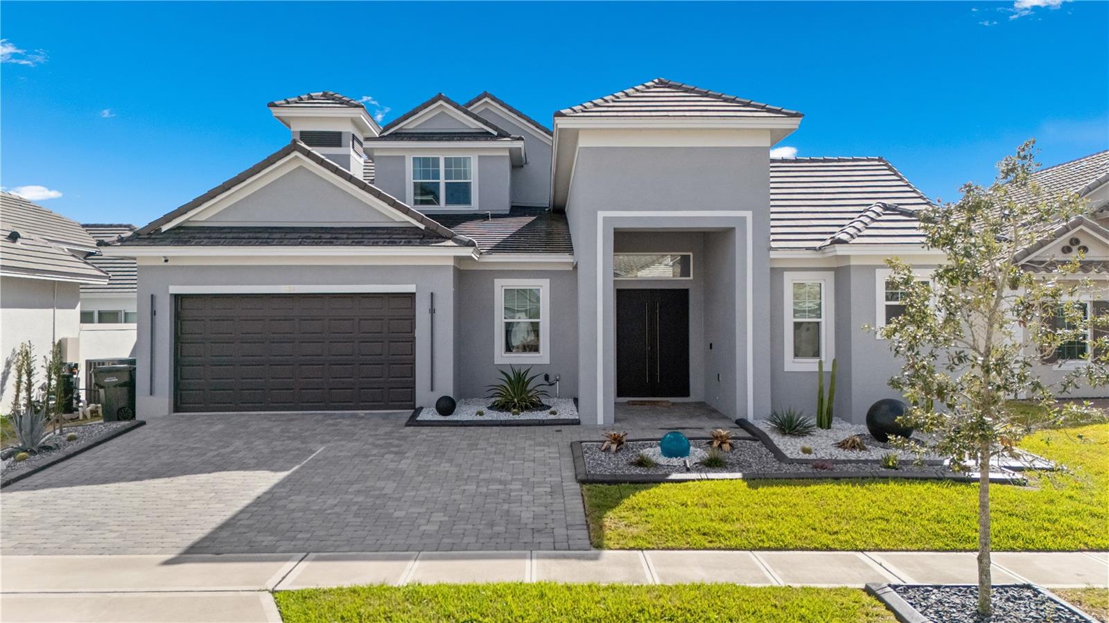 Image 42 of 43 For 239 Hampton Loop