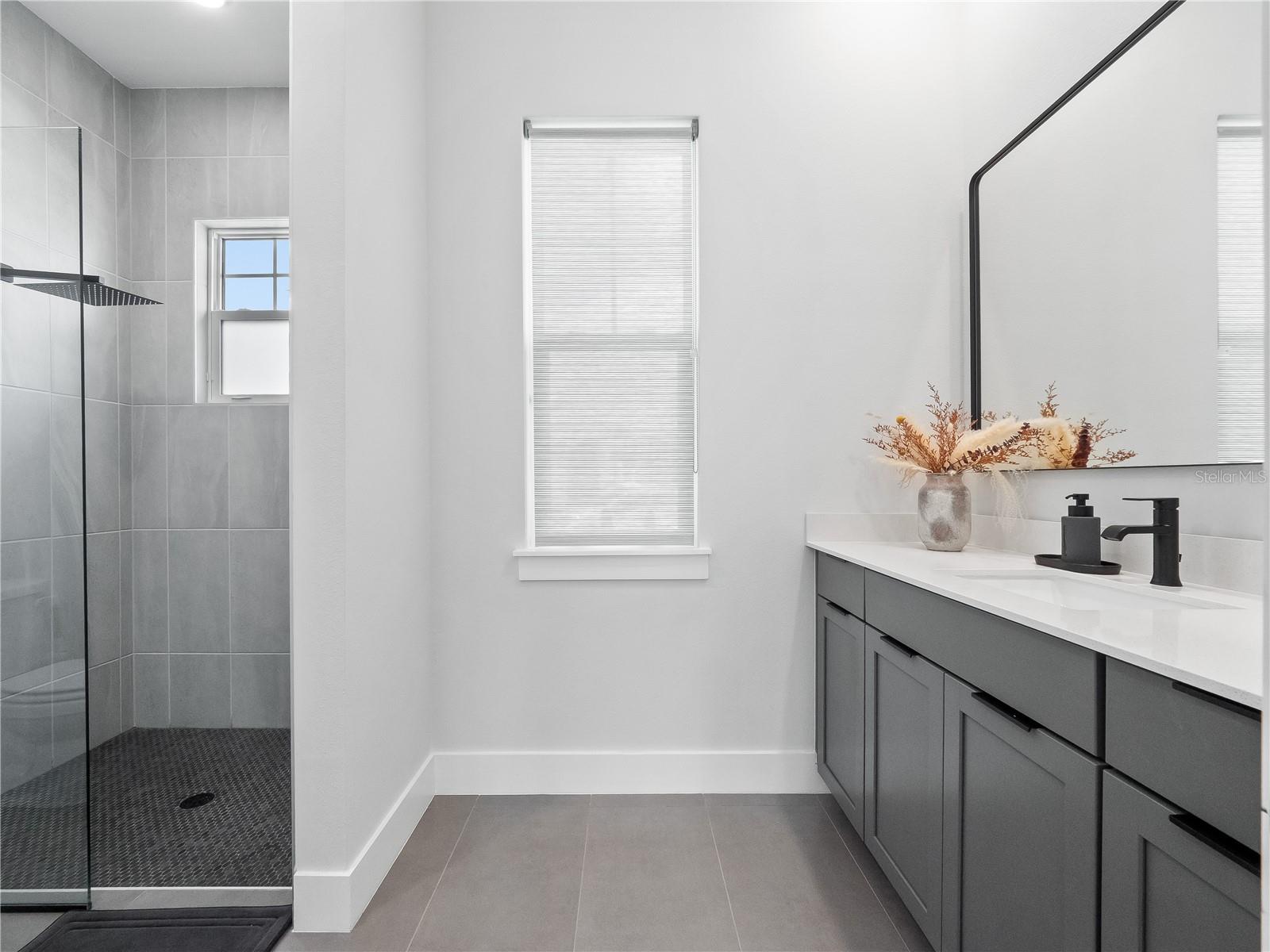 Image 9 of 43 For 239 Hampton Loop