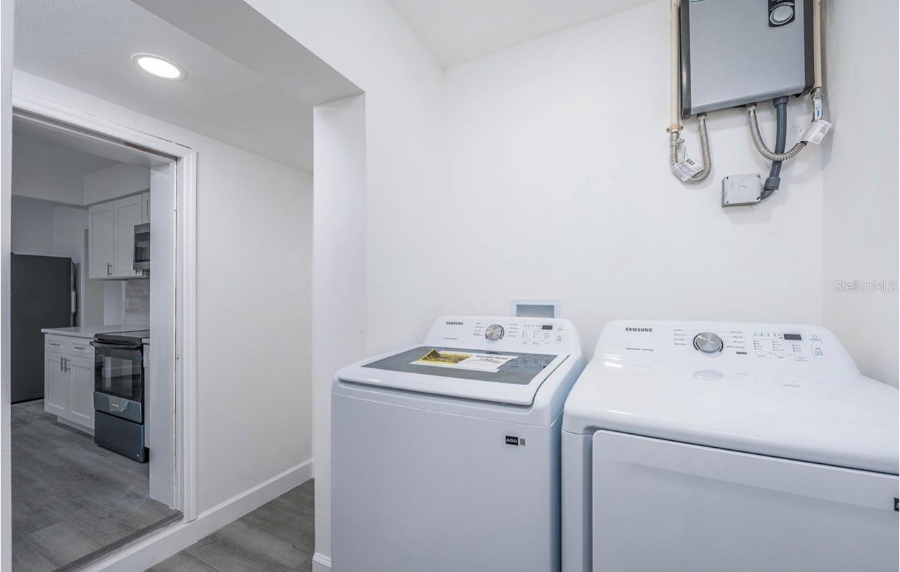 Image 14 of 31 For 1709 Lake Lorine Drive