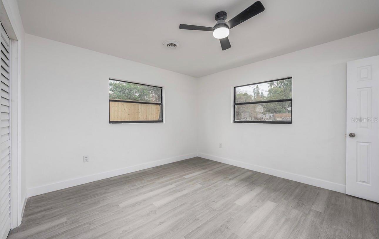 Image 19 of 31 For 1709 Lake Lorine Drive