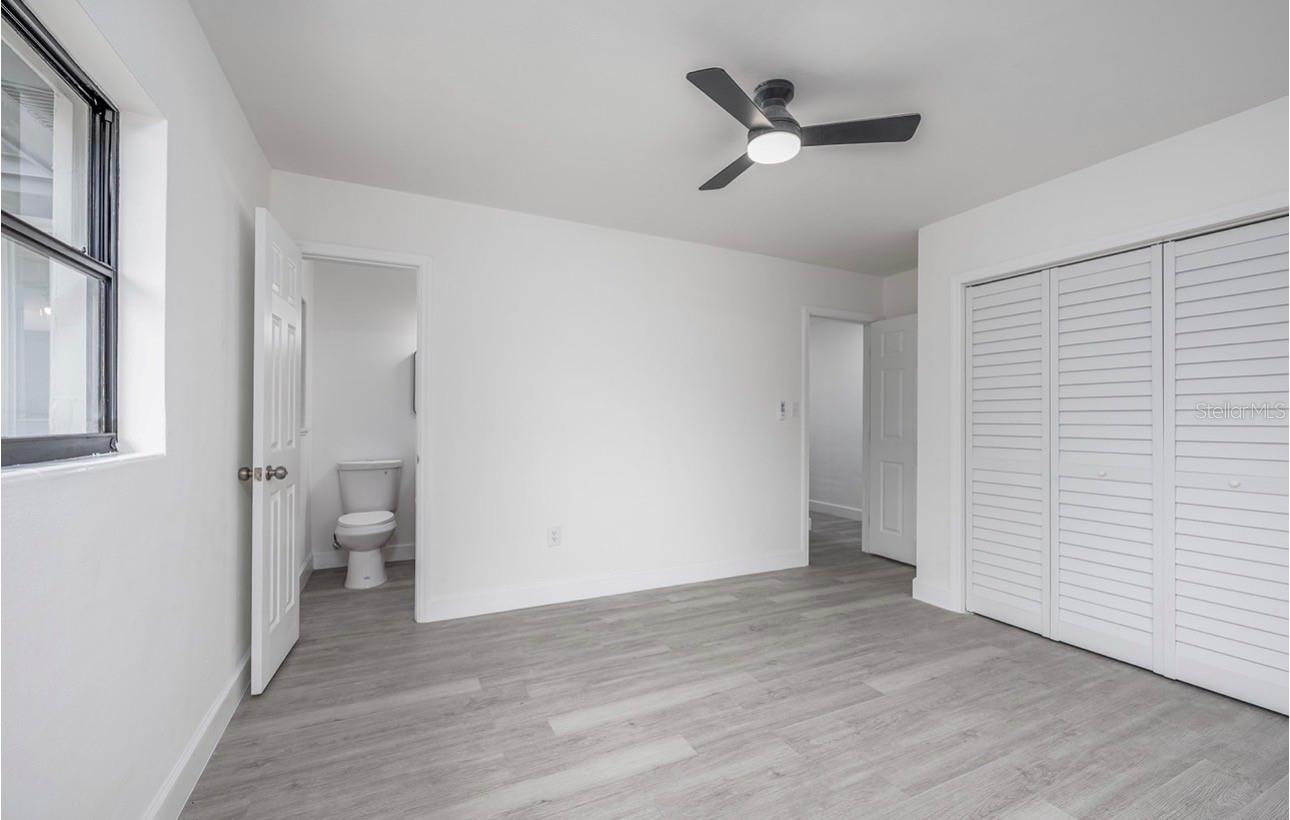 Image 20 of 31 For 1709 Lake Lorine Drive