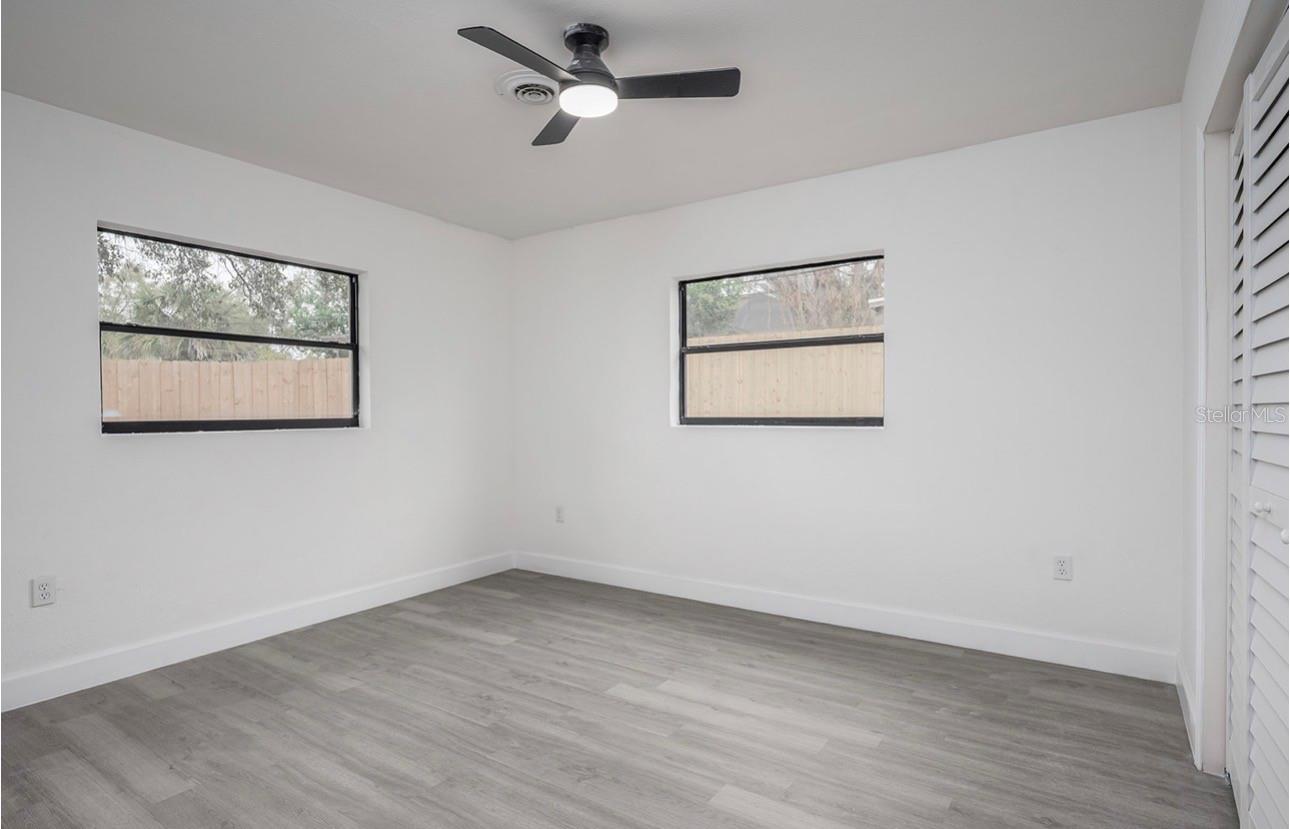 Image 22 of 31 For 1709 Lake Lorine Drive