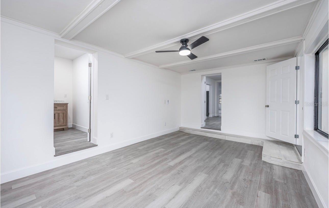 Image 25 of 31 For 1709 Lake Lorine Drive