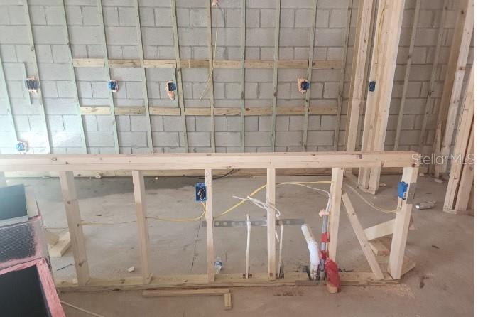 Image 4 of 9 For 2640 Oak Avenue