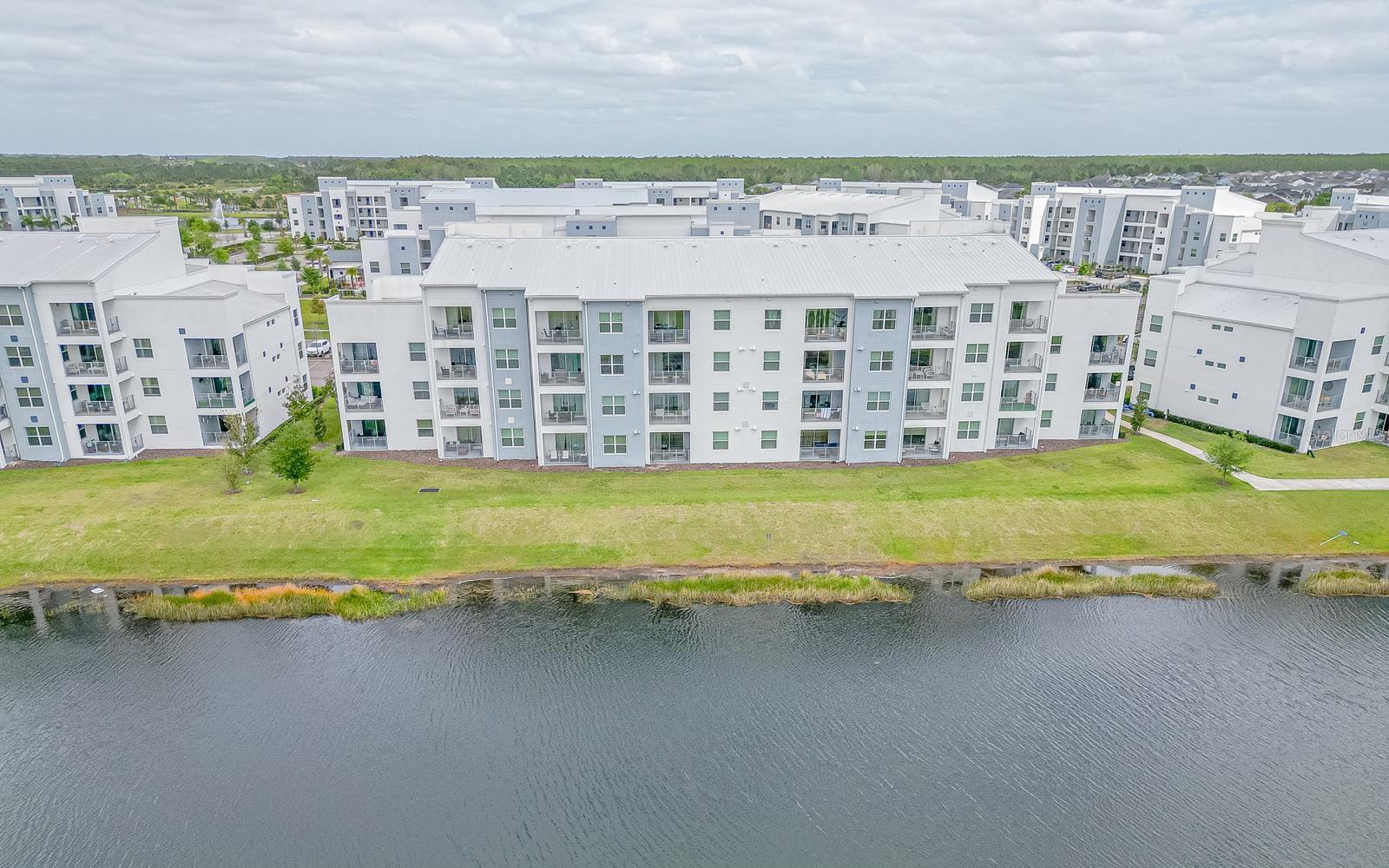 Image 20 of 25 For 3151 Paradox Circle 106