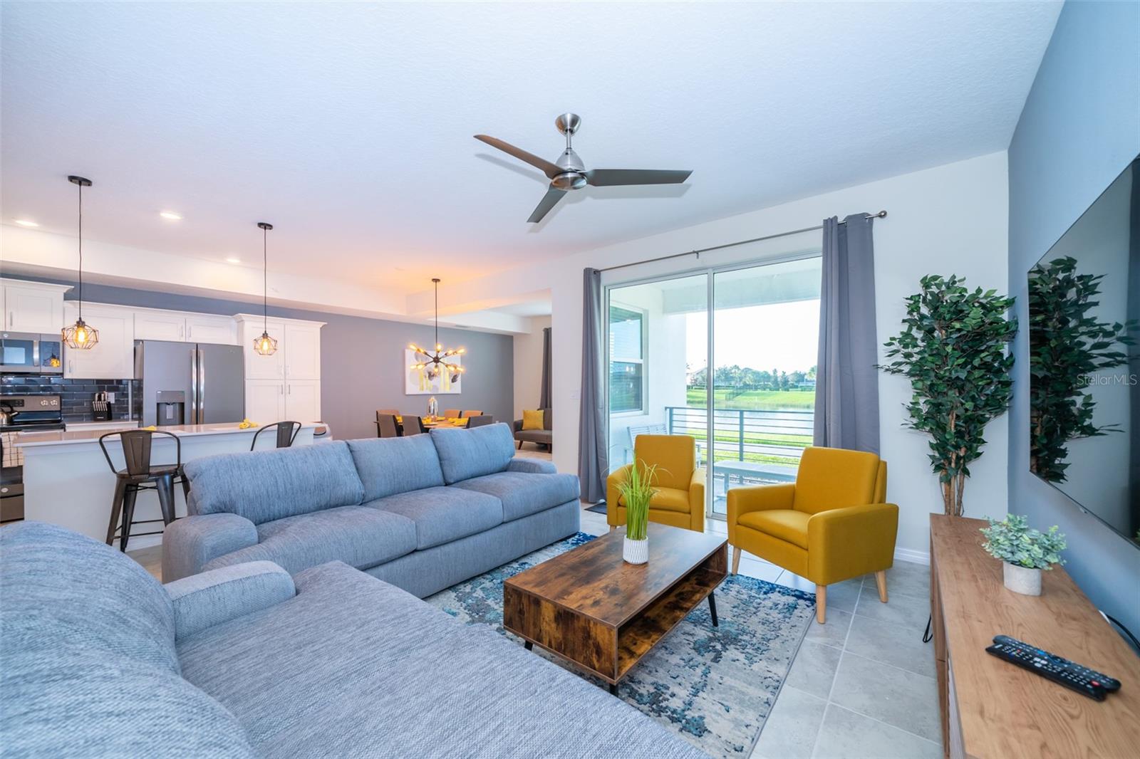 Image 3 of 25 For 3151 Paradox Circle 106