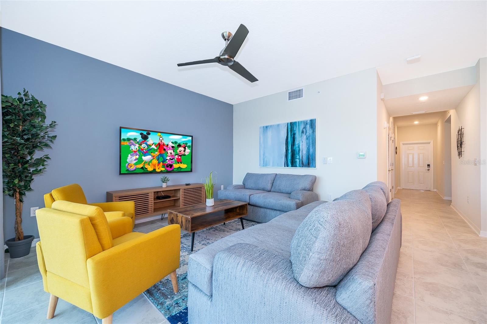 Image 4 of 25 For 3151 Paradox Circle 106