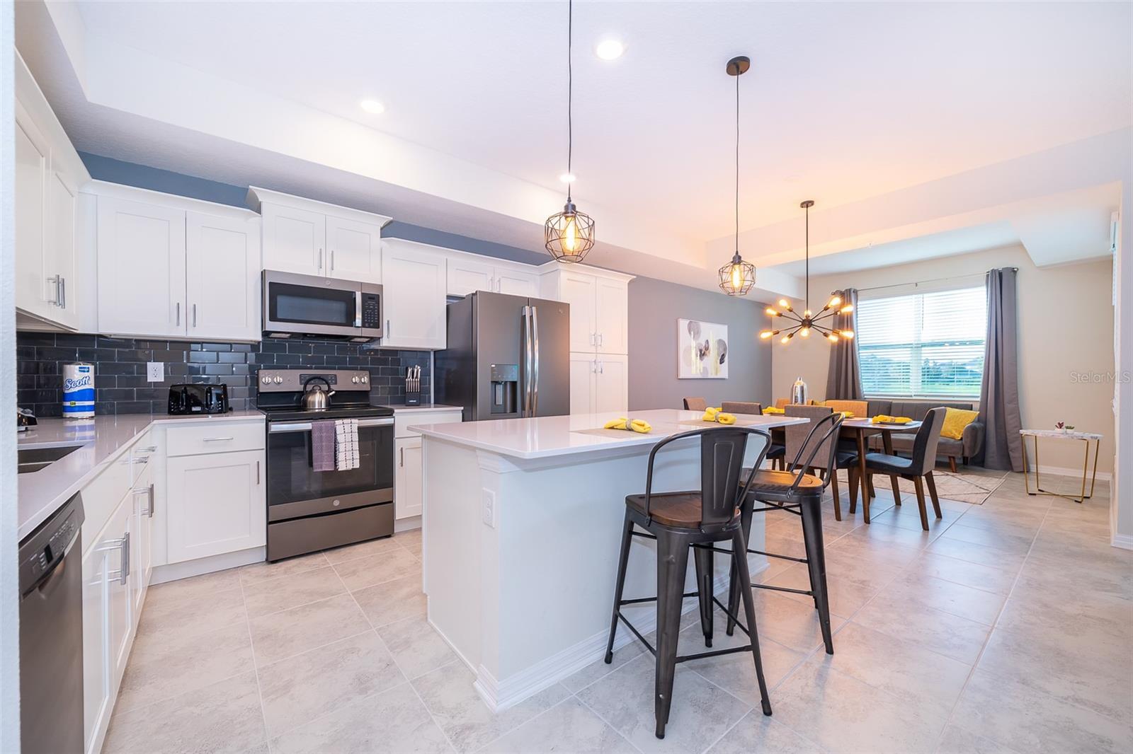 Image 8 of 25 For 3151 Paradox Circle 106