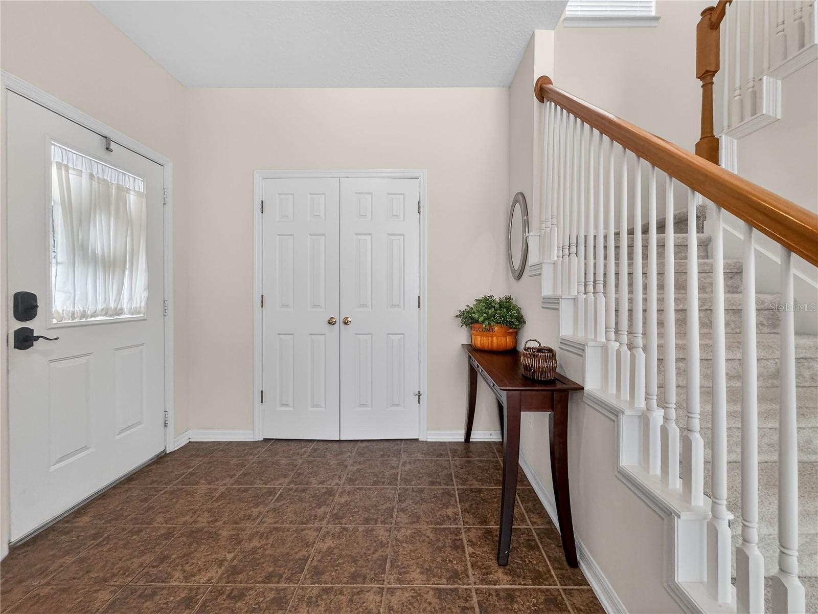 Image 11 of 59 For 916 Towhee Court