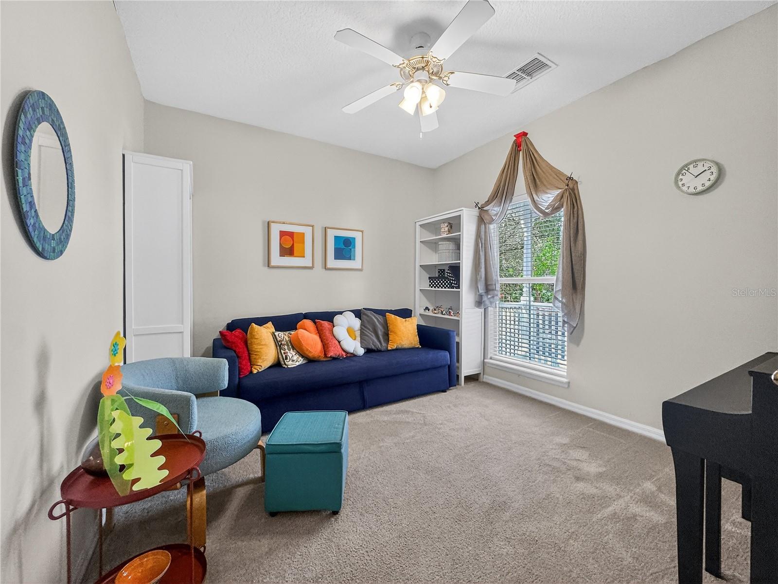 Image 12 of 59 For 916 Towhee Court