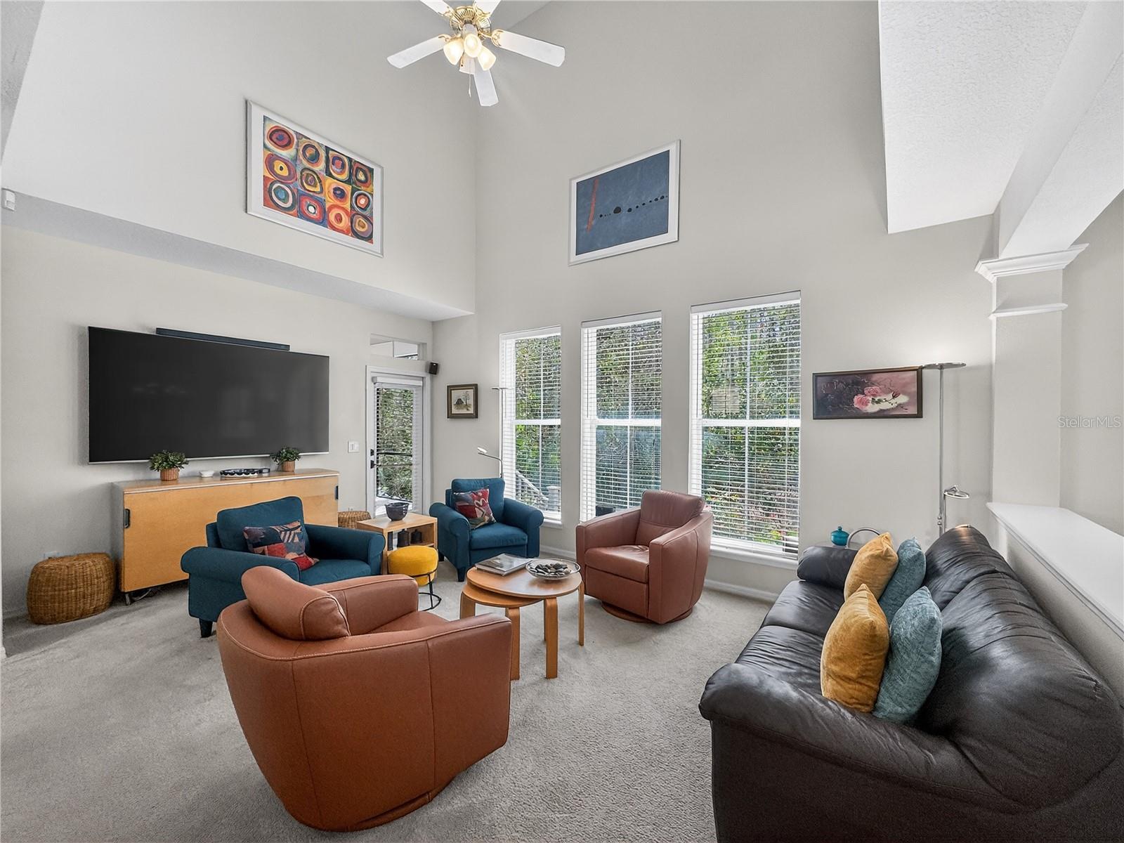 Image 17 of 59 For 916 Towhee Court