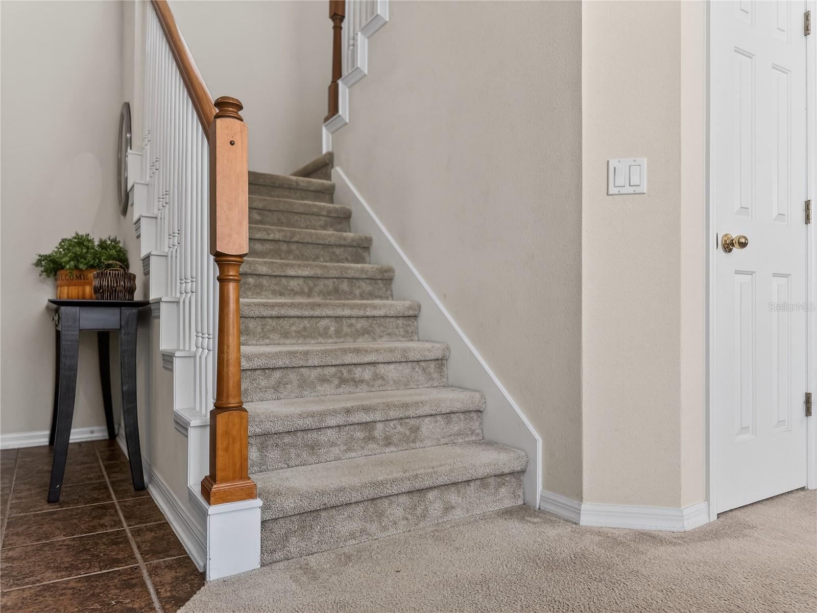 Image 29 of 59 For 916 Towhee Court