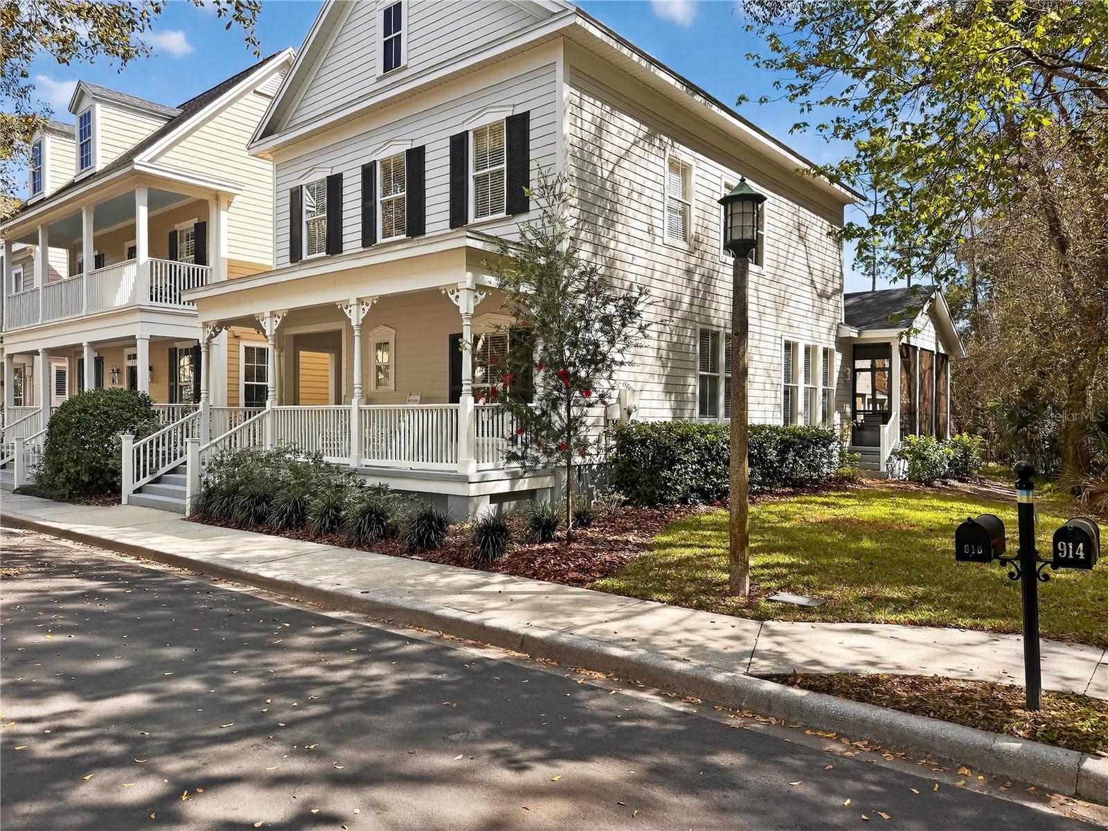 Image 3 of 59 For 916 Towhee Court