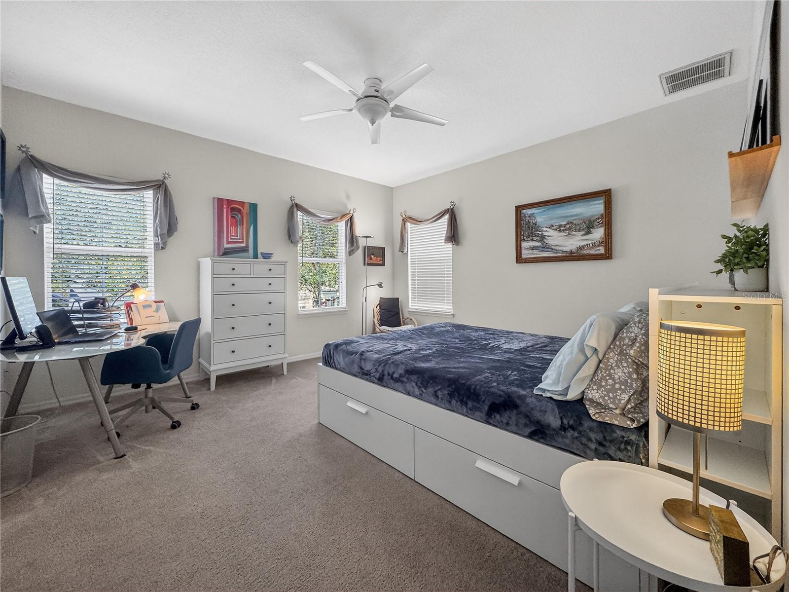 Image 32 of 59 For 916 Towhee Court