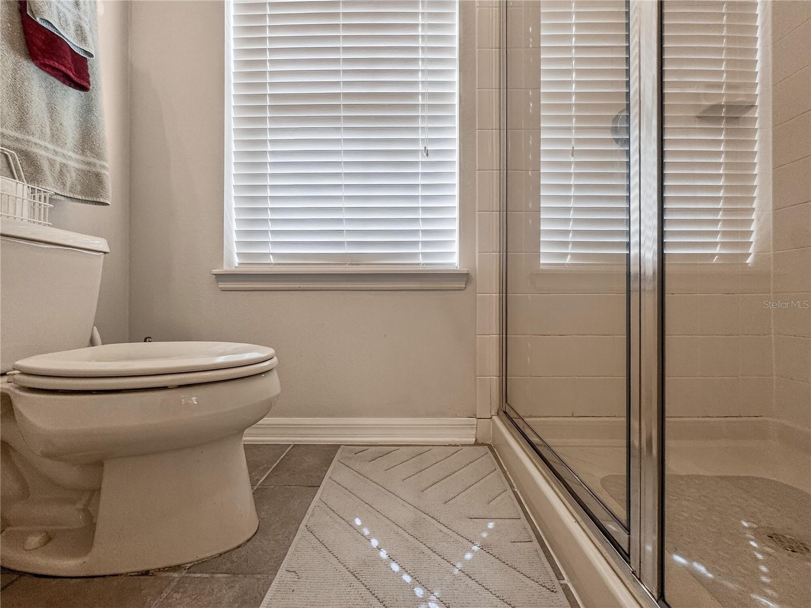 Image 35 of 59 For 916 Towhee Court