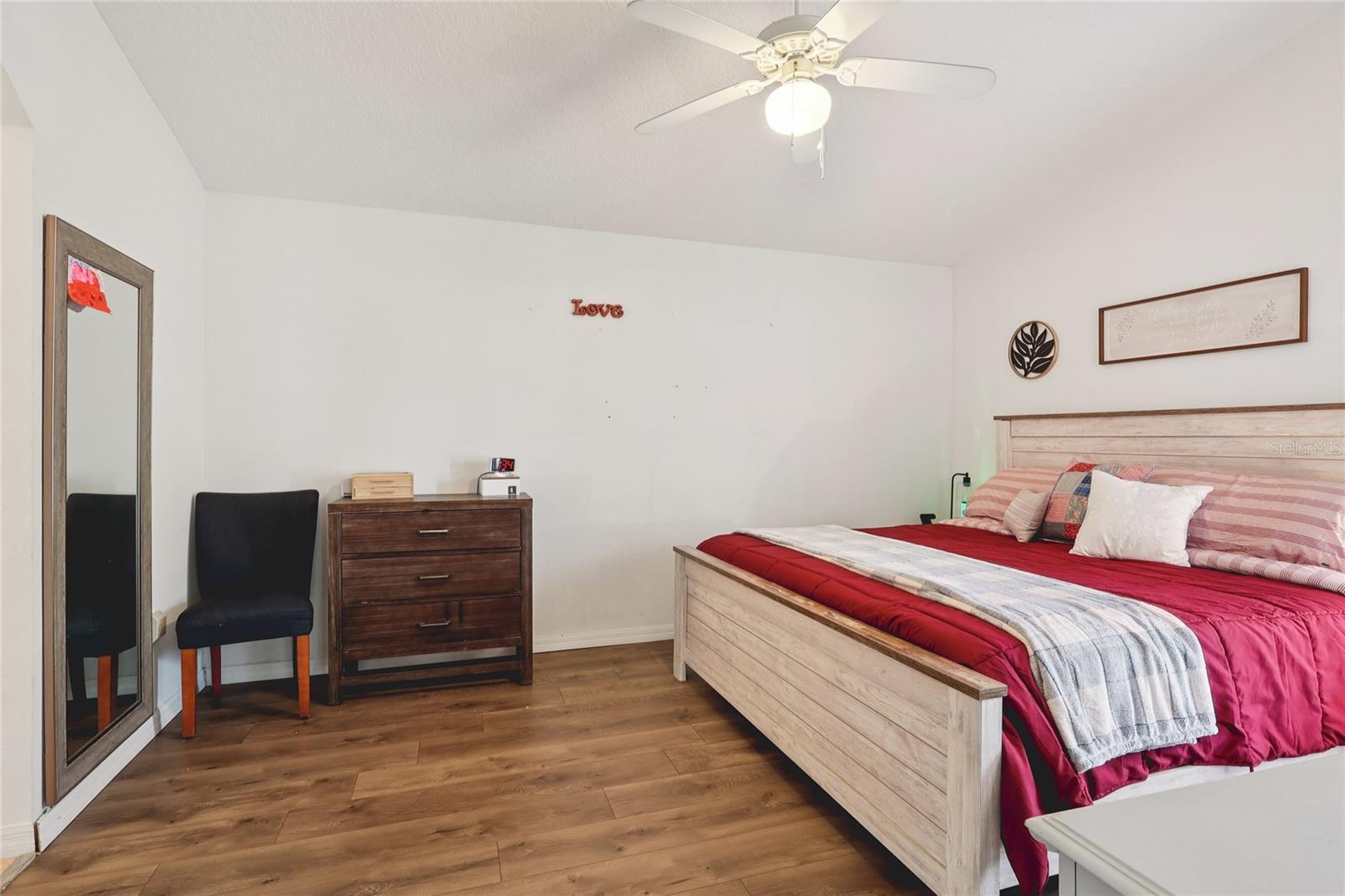 Image 28 of 40 For 4774 Cumbrian Lakes Drive