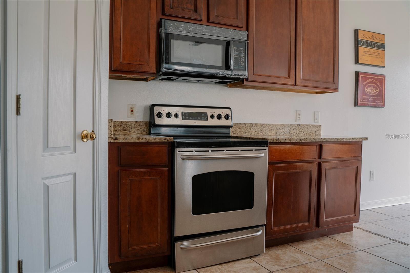 Image 7 of 25 For 2018 Estancia Circle C