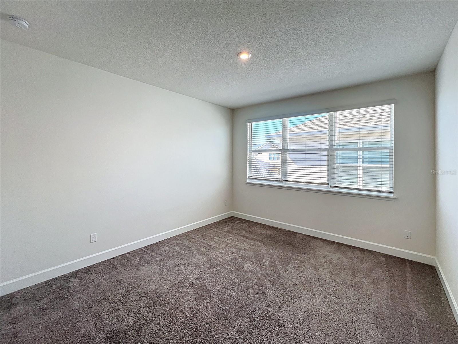 Image 13 of 36 For 4624 Prairie Creek Street