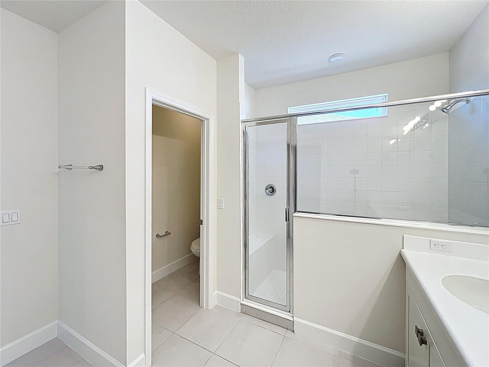 Image 15 of 36 For 4624 Prairie Creek Street