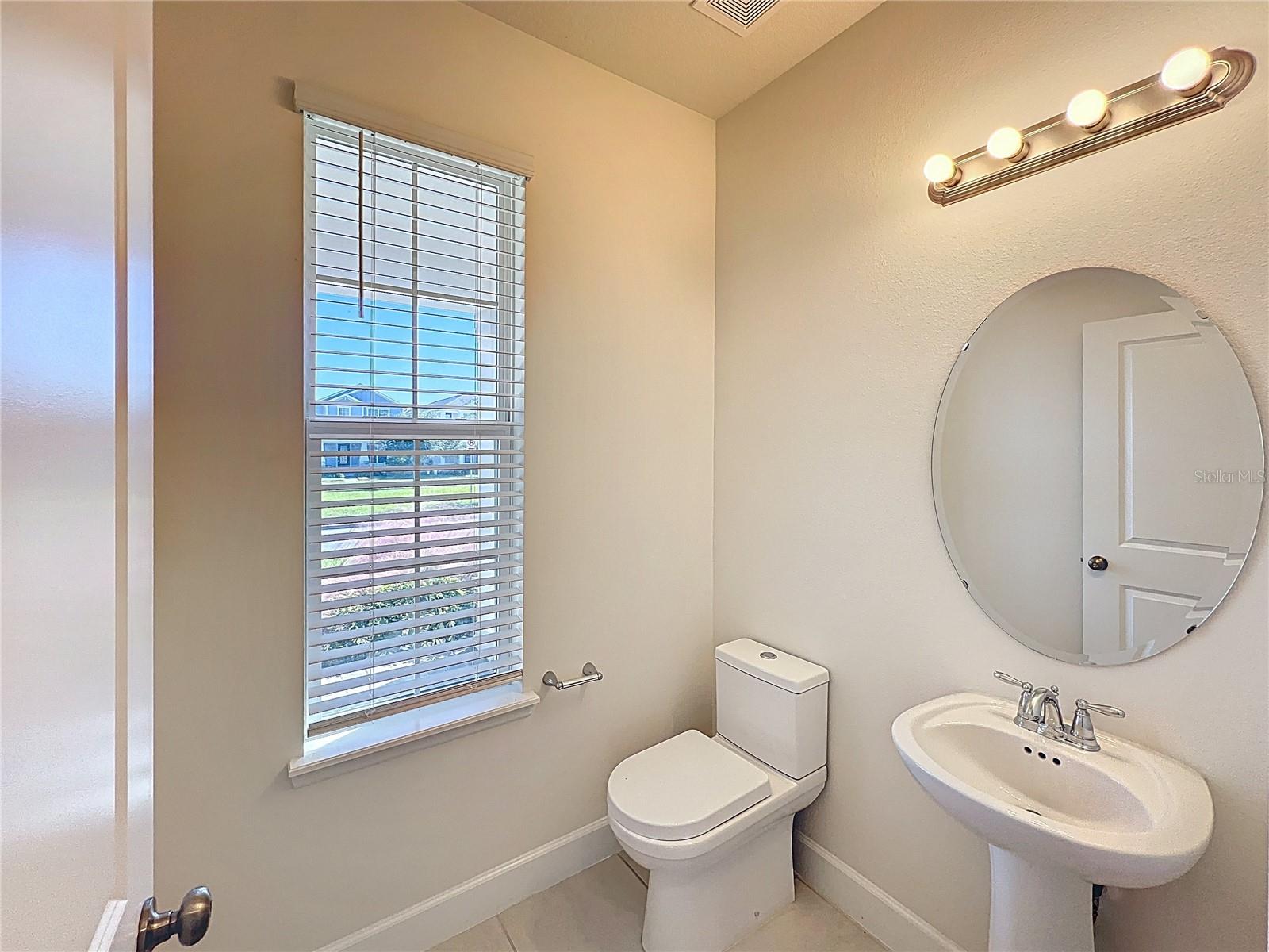 Image 7 of 36 For 4624 Prairie Creek Street