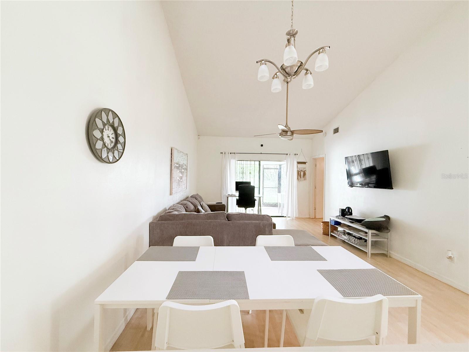 Image 14 of 29 For 7800 Richwood Drive