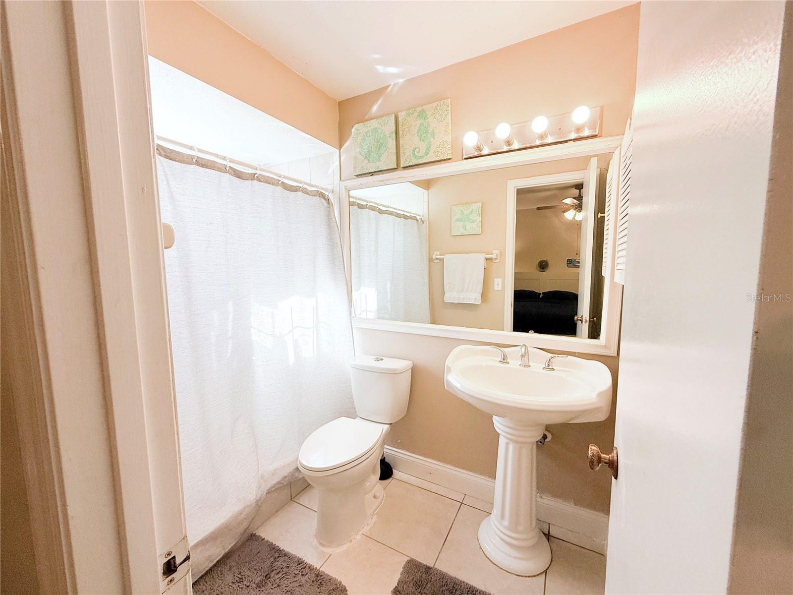 Image 22 of 29 For 7800 Richwood Drive