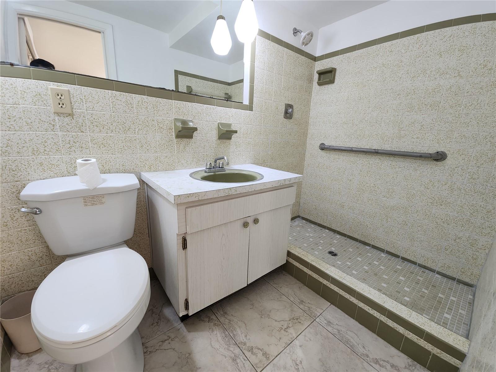 Image 11 of 15 For 7721 Foxbloom Drive