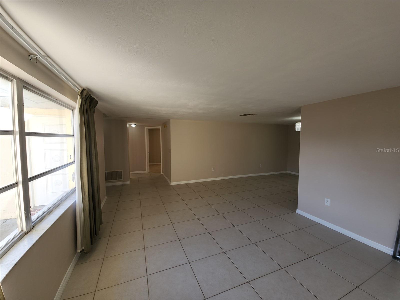 Image 2 of 15 For 7721 Foxbloom Drive