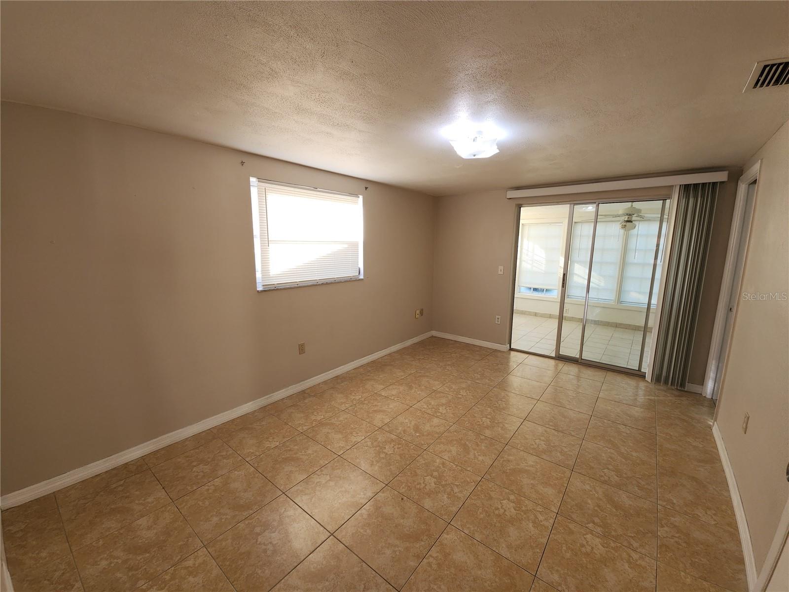 Image 9 of 15 For 7721 Foxbloom Drive