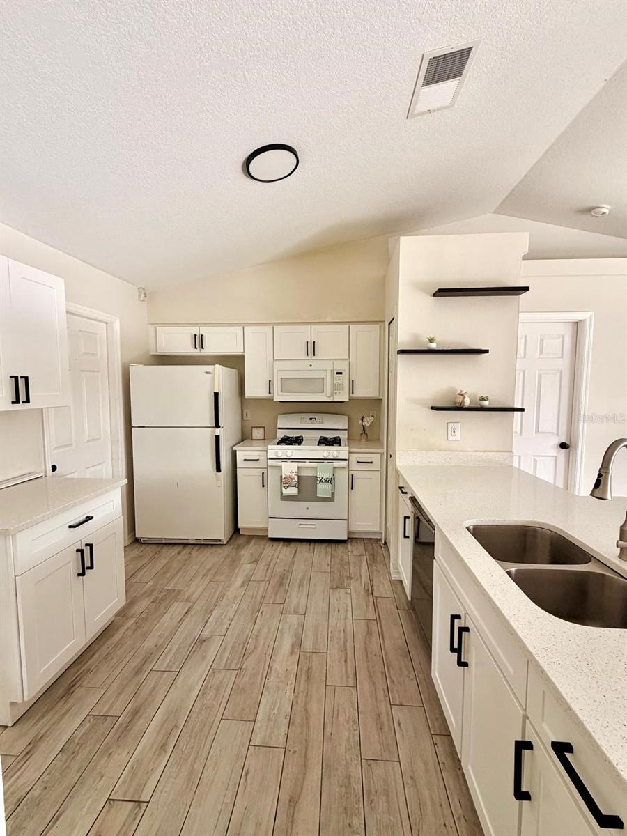 Image 5 of 9 For 15336 Margaux Drive