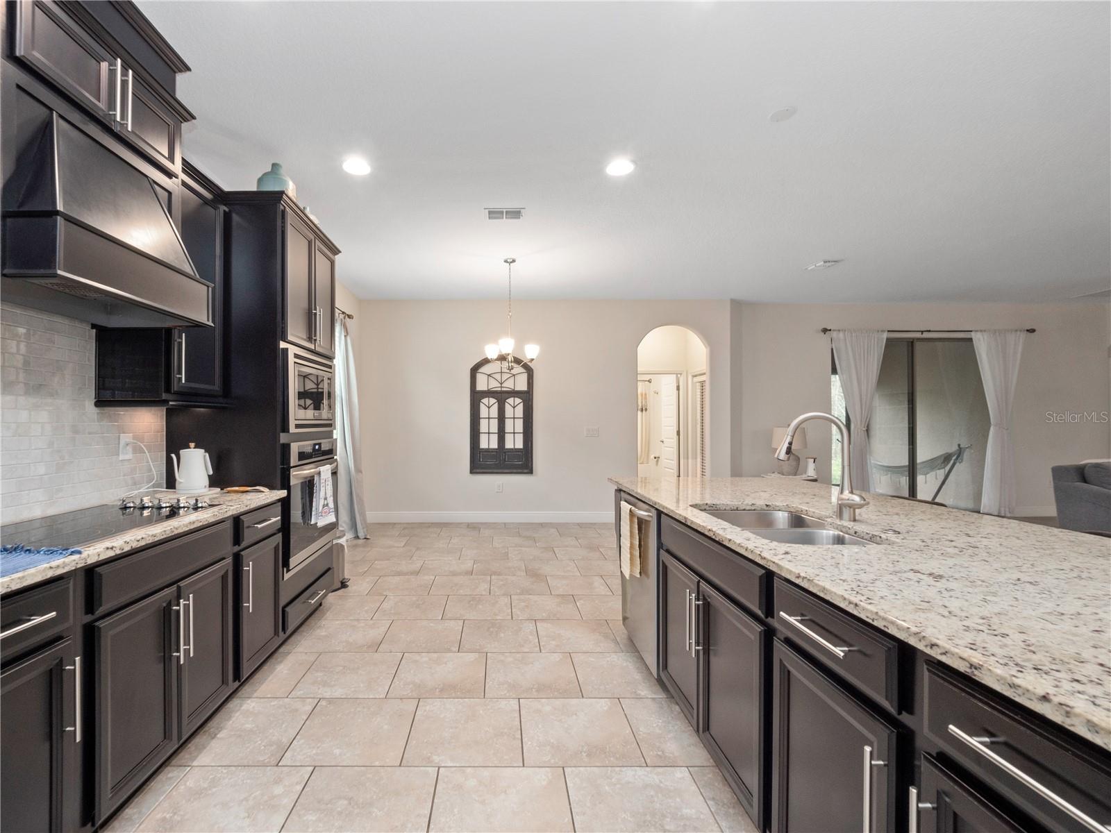 Image 10 of 33 For 1792 Benoit Terrace