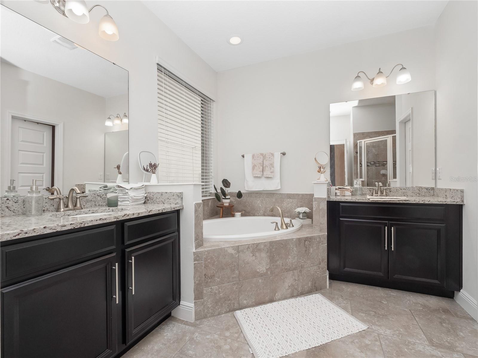 Image 15 of 33 For 1792 Benoit Terrace