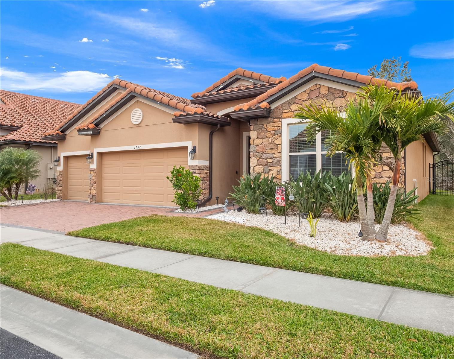 Image 32 of 33 For 1792 Benoit Terrace