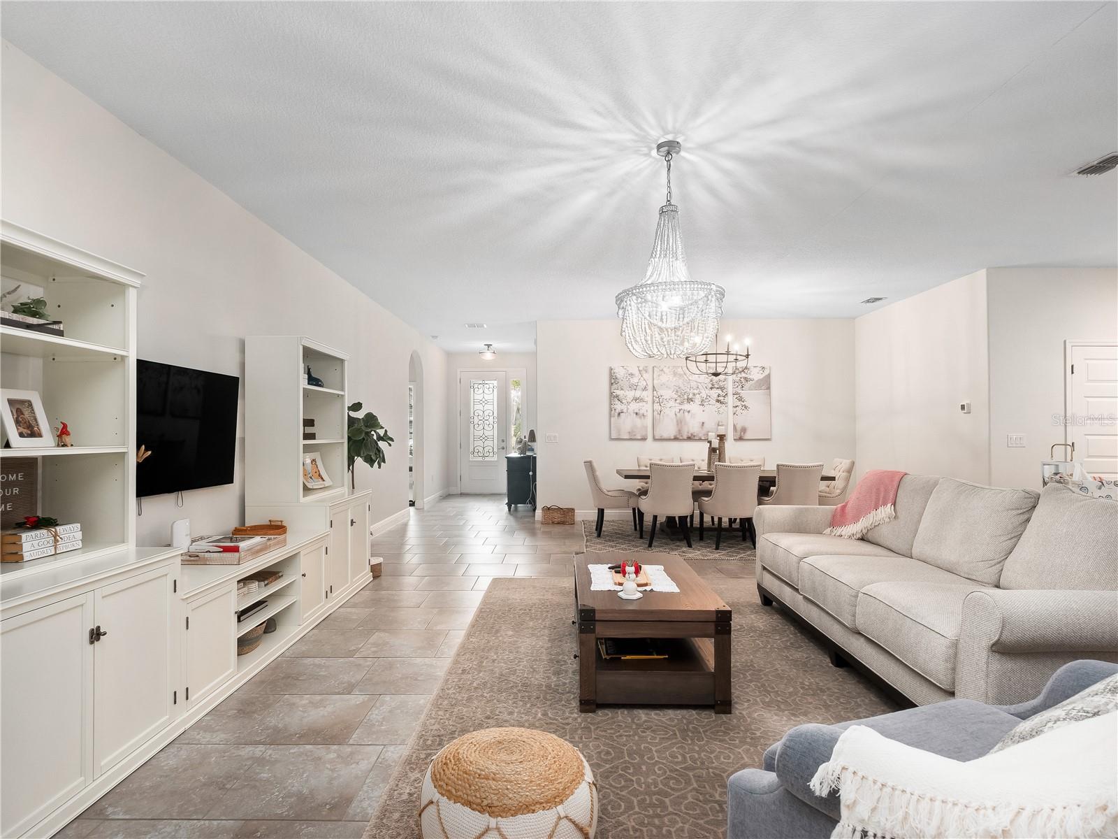 Image 4 of 33 For 1792 Benoit Terrace