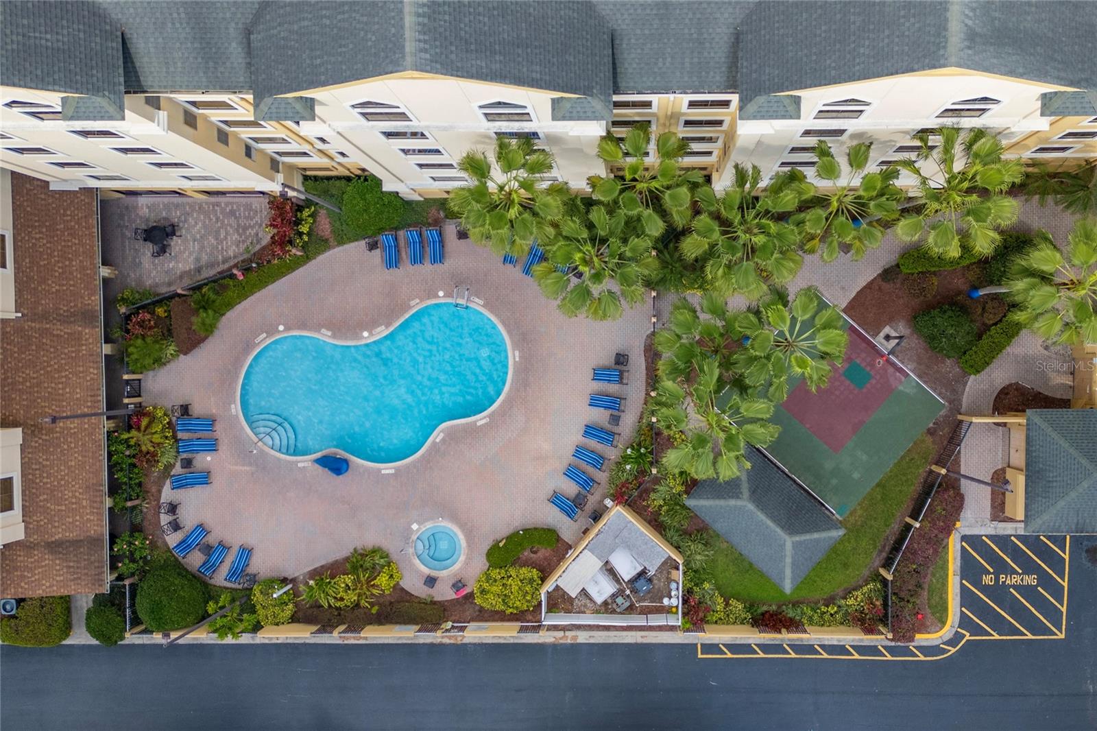 Image 26 of 29 For 7601 Canada Avenue 408