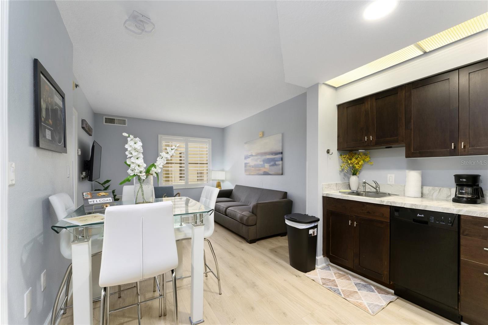 Image 6 of 29 For 7601 Canada Avenue 408