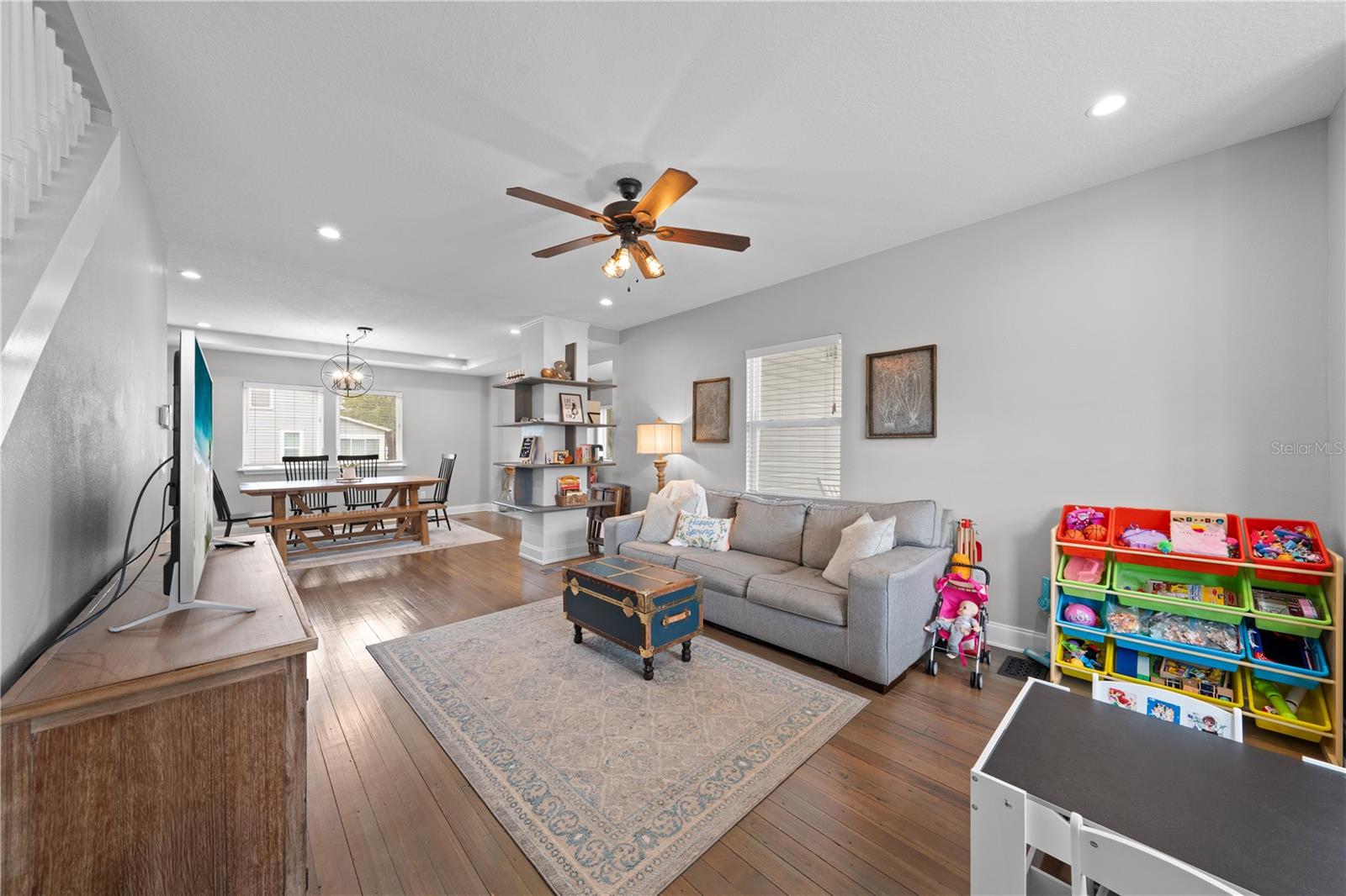 Image 13 of 52 For 708 Virginia Avenue