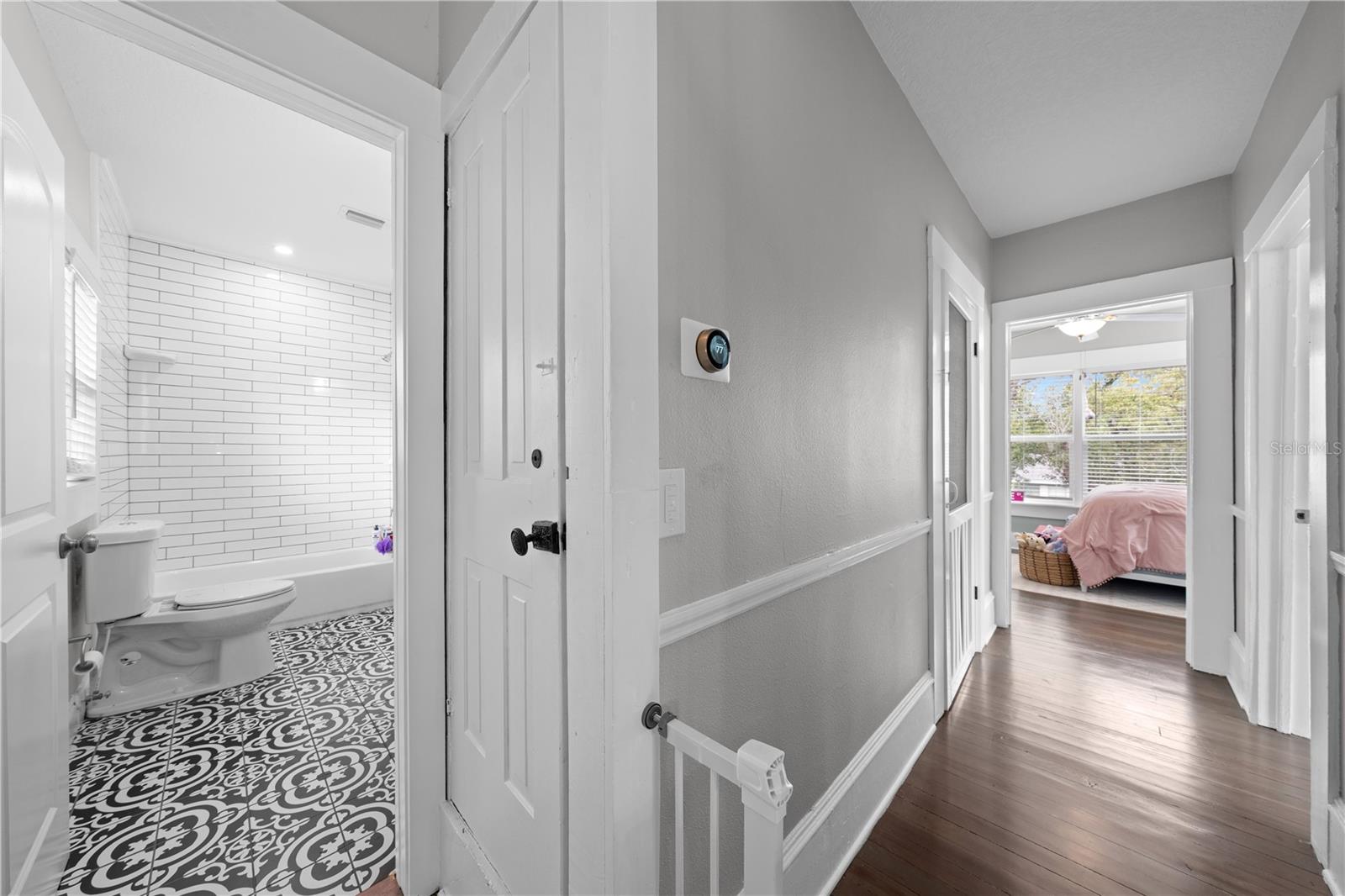 Image 30 of 52 For 708 Virginia Avenue