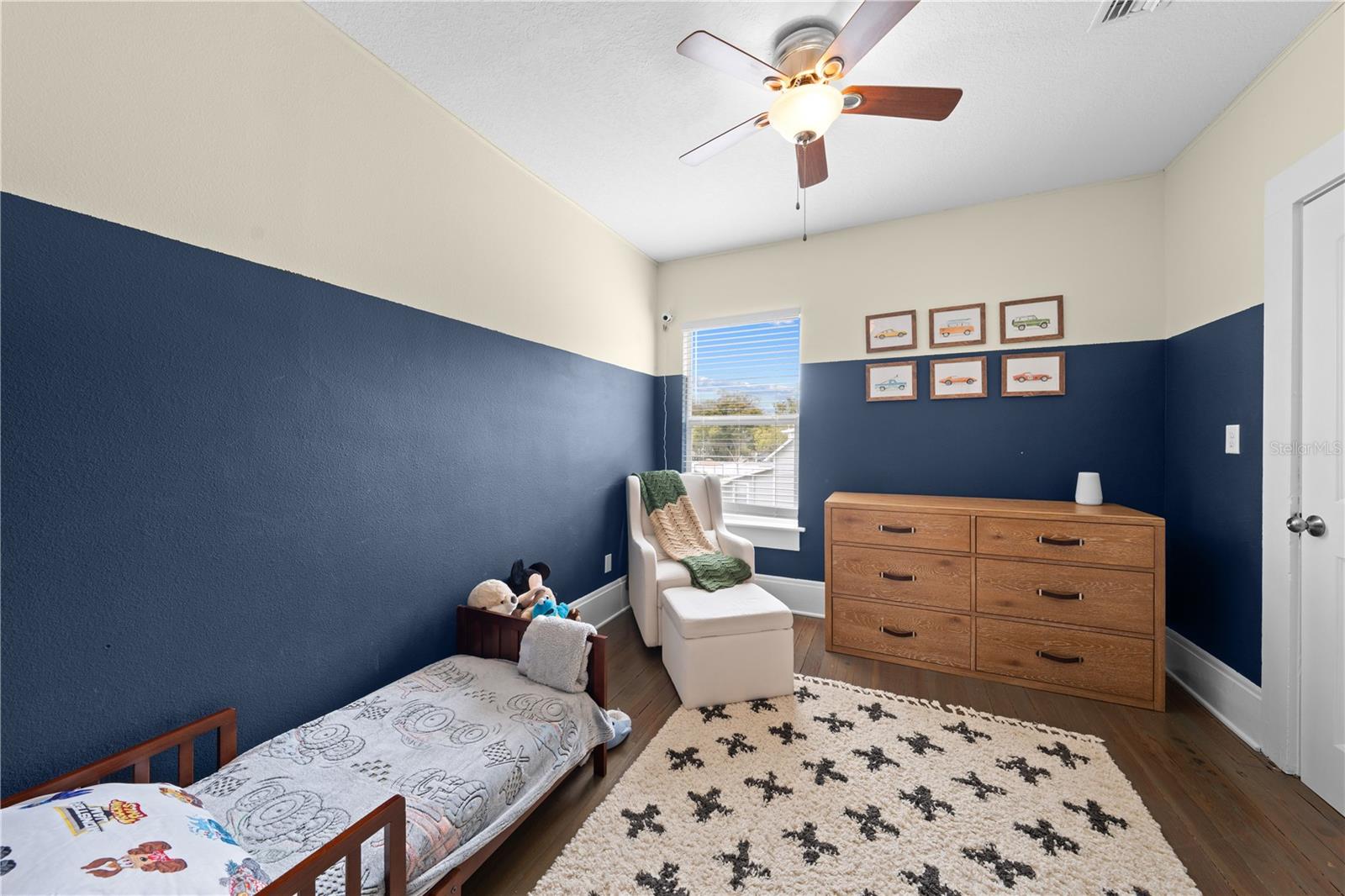 Image 34 of 52 For 708 Virginia Avenue