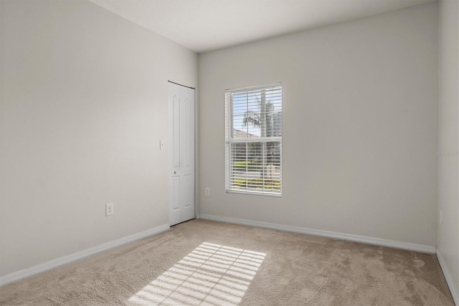 Image 32 of 38 For 555 Lucerne Boulevard