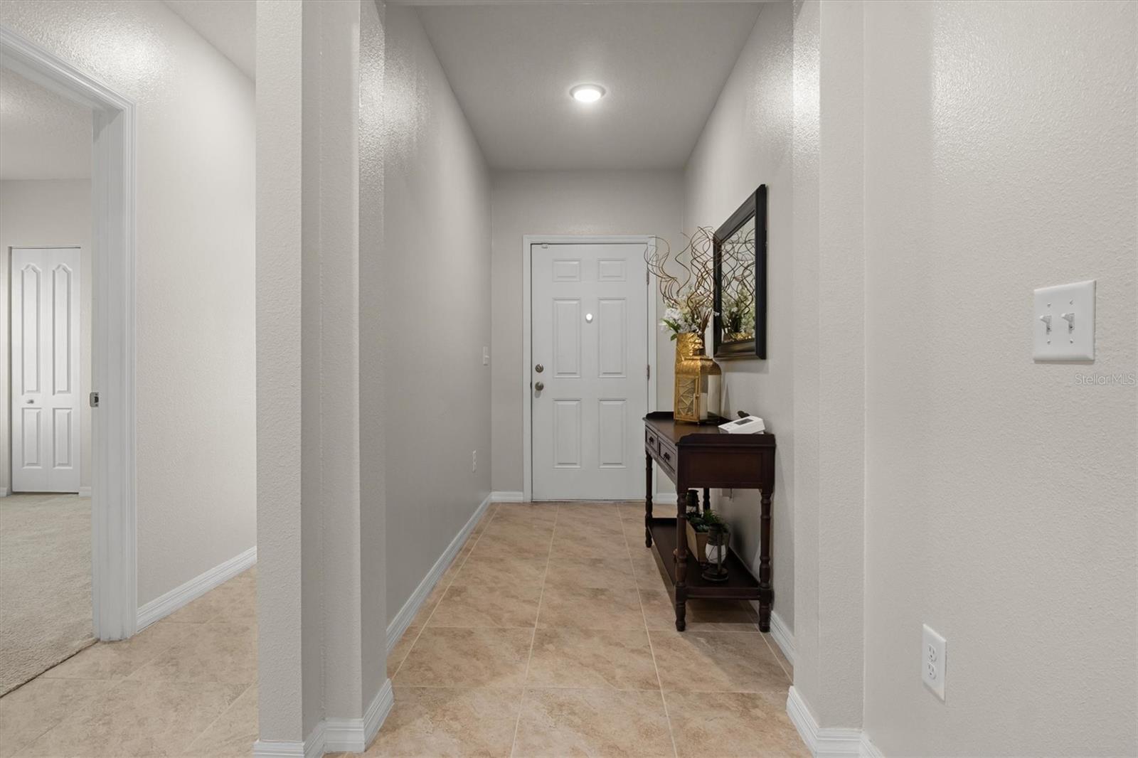 Image 5 of 38 For 555 Lucerne Boulevard