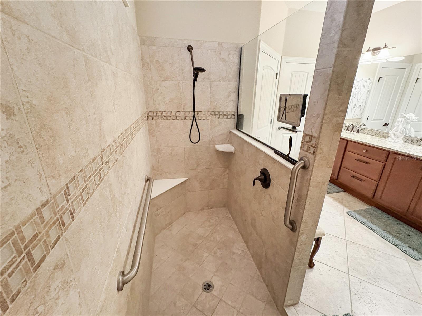 Image 26 of 82 For 715 Asturias Road