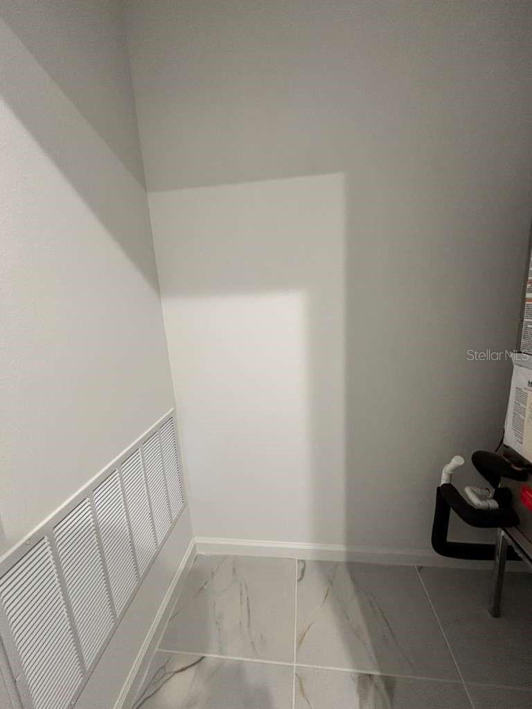 Image 6 of 19 For 9872 Walkway Drive