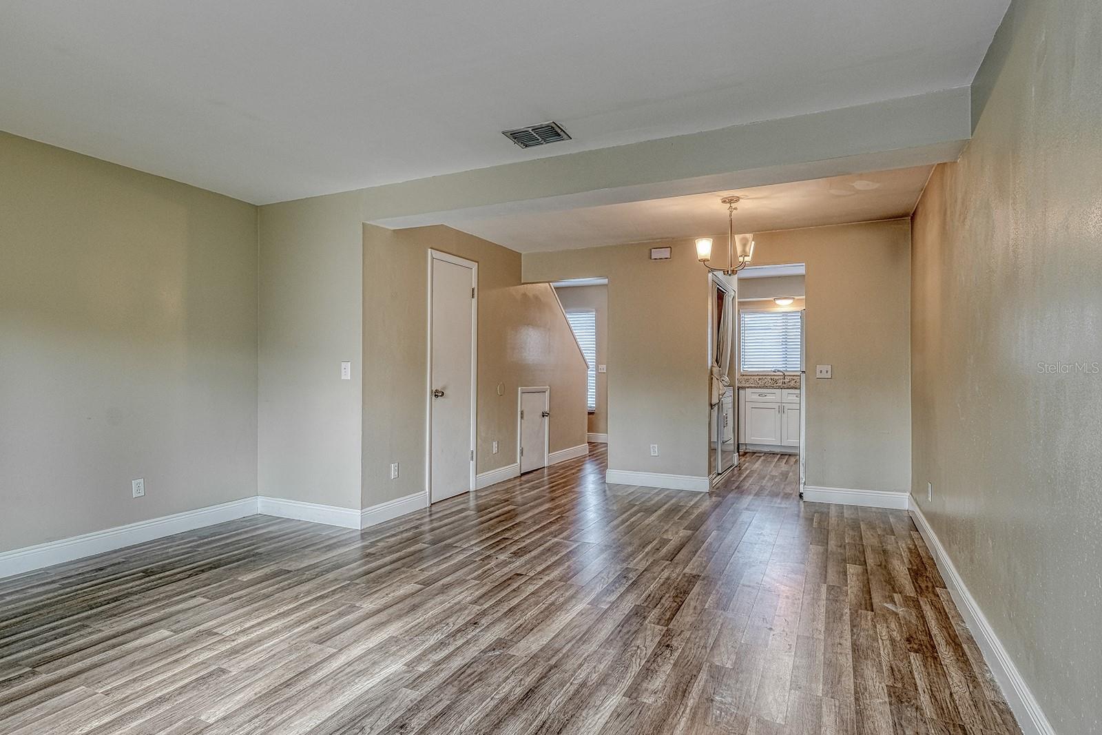 Image 10 of 33 For 283 Gardner Lane D