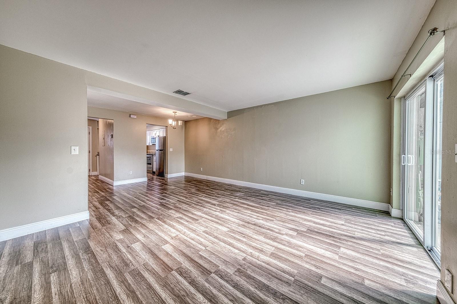 Image 12 of 33 For 283 Gardner Lane D