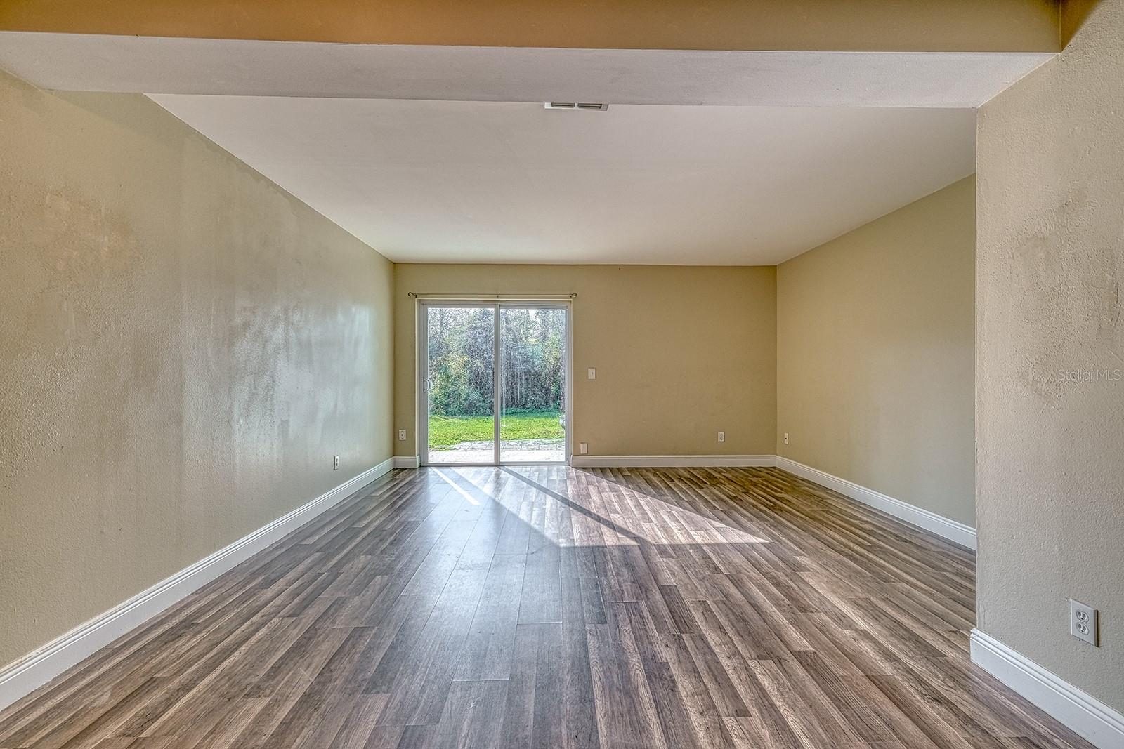 Image 13 of 33 For 283 Gardner Lane D