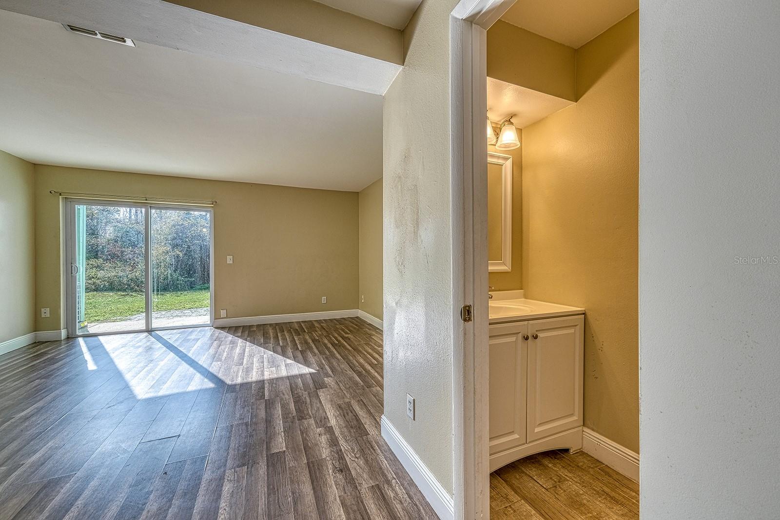 Image 14 of 33 For 283 Gardner Lane D