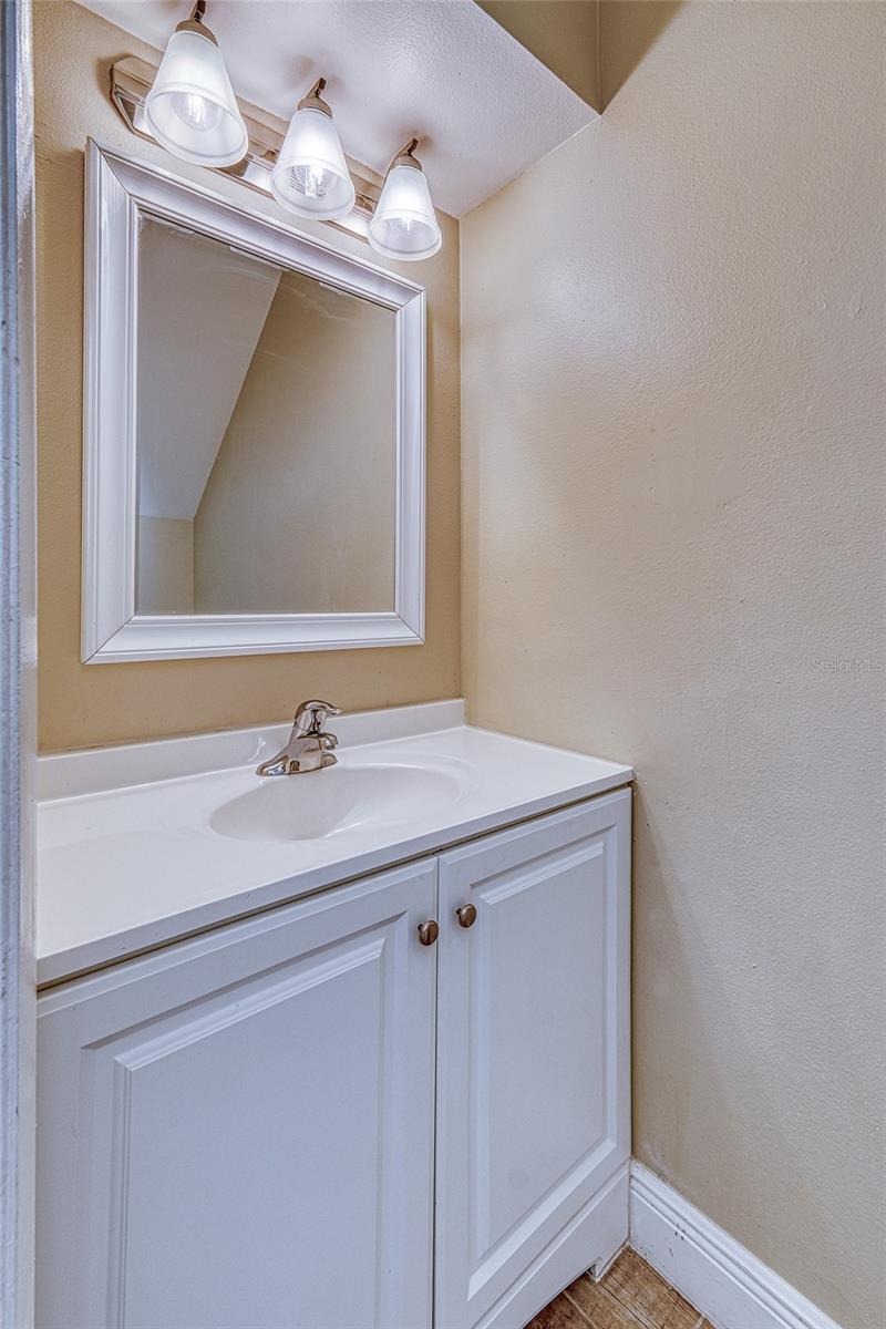 Image 15 of 33 For 283 Gardner Lane D